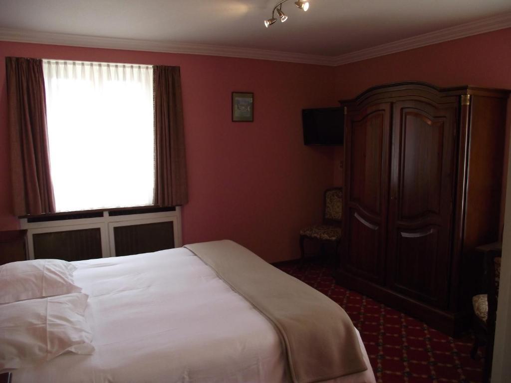 Hostellerie Au Cygne Wissembourg Δωμάτιο φωτογραφία